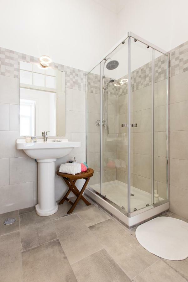 Lisbon Secret & Charming Baixa 4 Bedroom Apartment Екстериор снимка